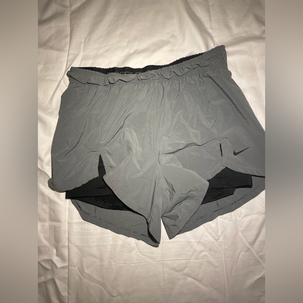 Nike | Flex essential Women’s shorts
